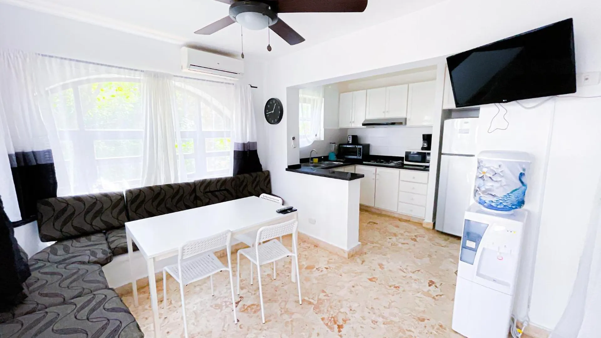 Beach Condo Hotel With Villas & Private Apartments Wifi Bbq Beach Club & Spa بونتا كانا
