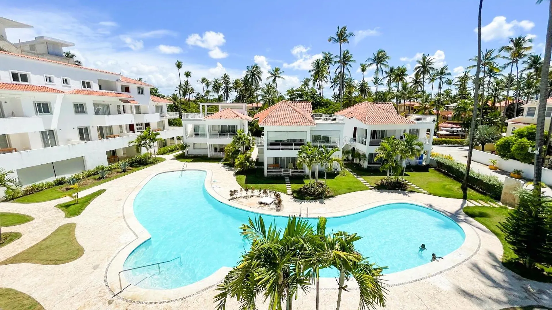 Beach Condo Hotel With Villas & Private Apartments Wifi Bbq Beach Club & Spa بونتا كانا