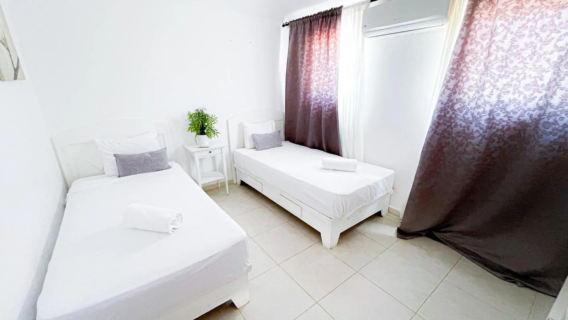 Beach Condo Hotel With Villas & Private Apartments Wifi Bbq Beach Club & Spa بونتا كانا