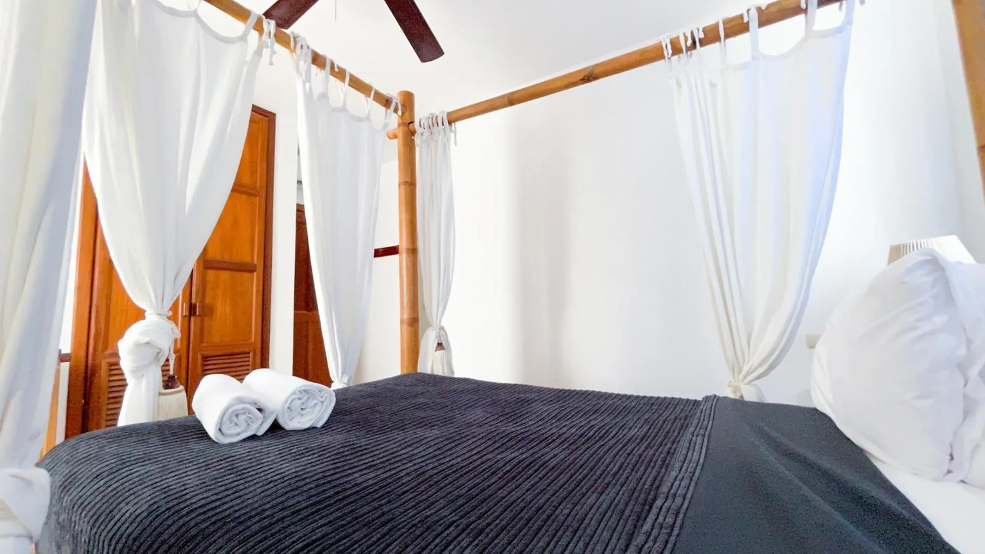 Beach Condo Hotel With Villas & Private Apartments Wifi Bbq Beach Club & Spa بونتا كانا
