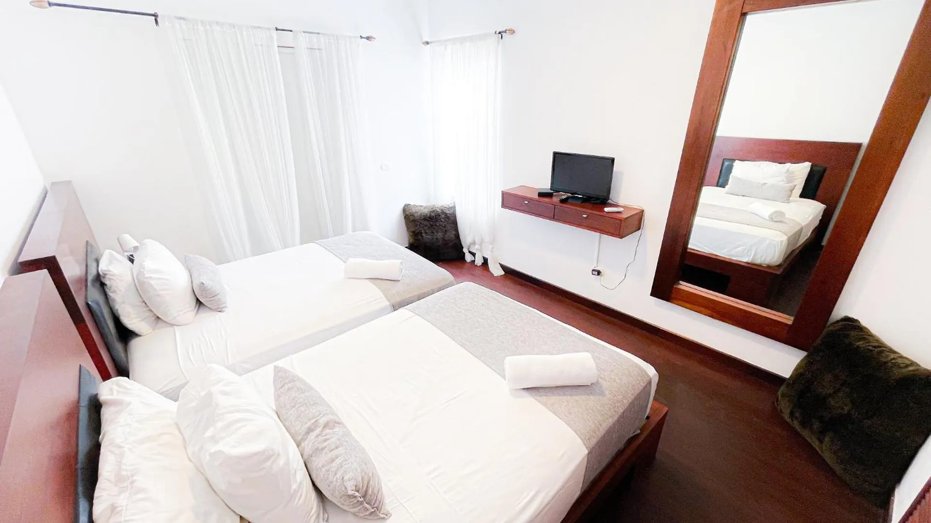 Beach Condo Hotel With Villas & Private Apartments Wifi Bbq Beach Club & Spa بونتا كانا